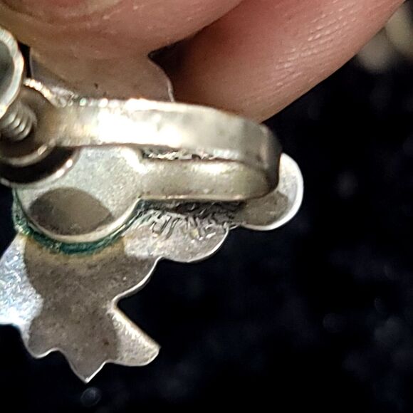 Sterling Silver Grape Cluster Screw Back Earrings 4.9g - Picture 7 of 11